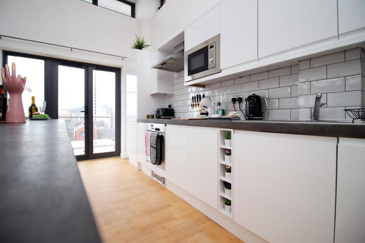 Robyn's Nest By Ty Sa Apartment