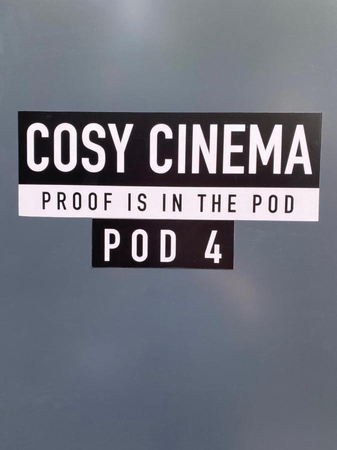 Cosy Cinema * Cardiff