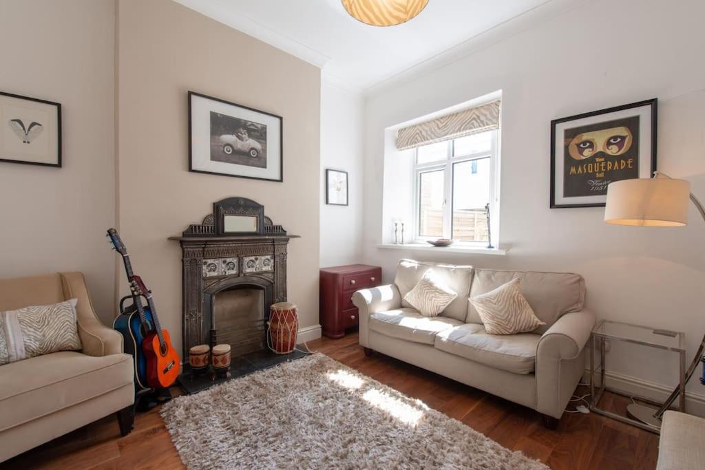 Large Townhouse Penarth, Holiday home Cardiff