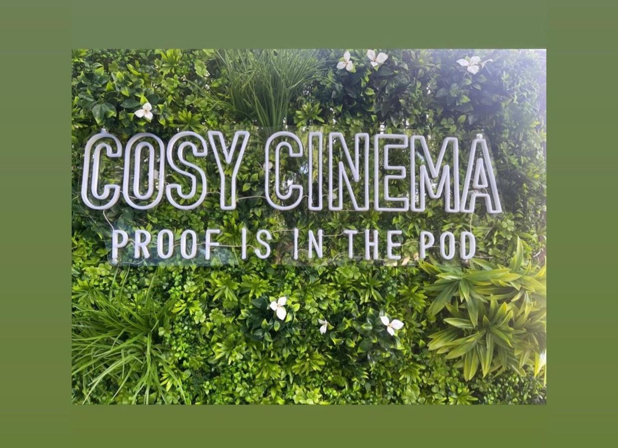 Cosy Cinema Campsite *