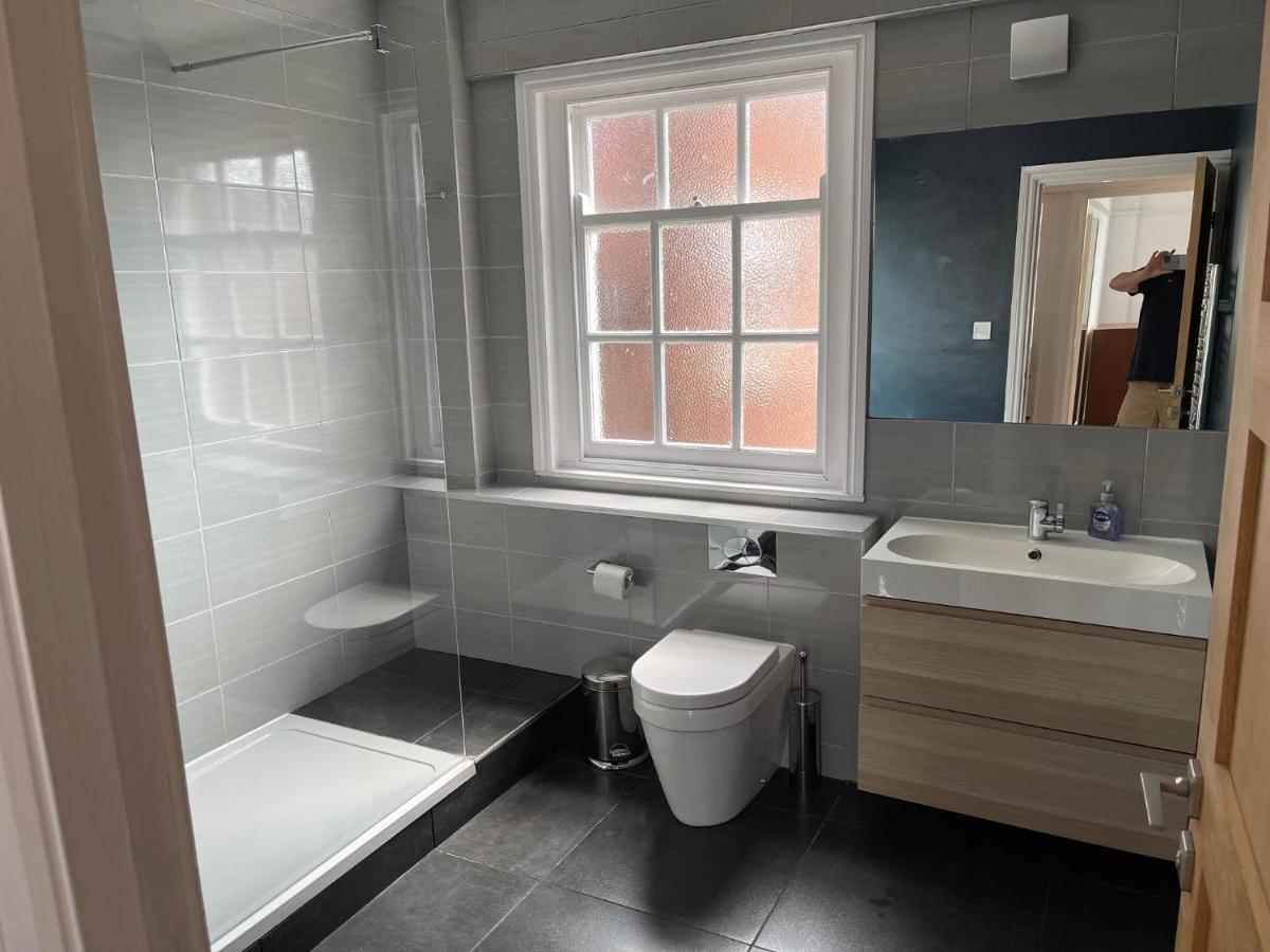 Fabulous Penthouse In Centre Apartment Cardiff