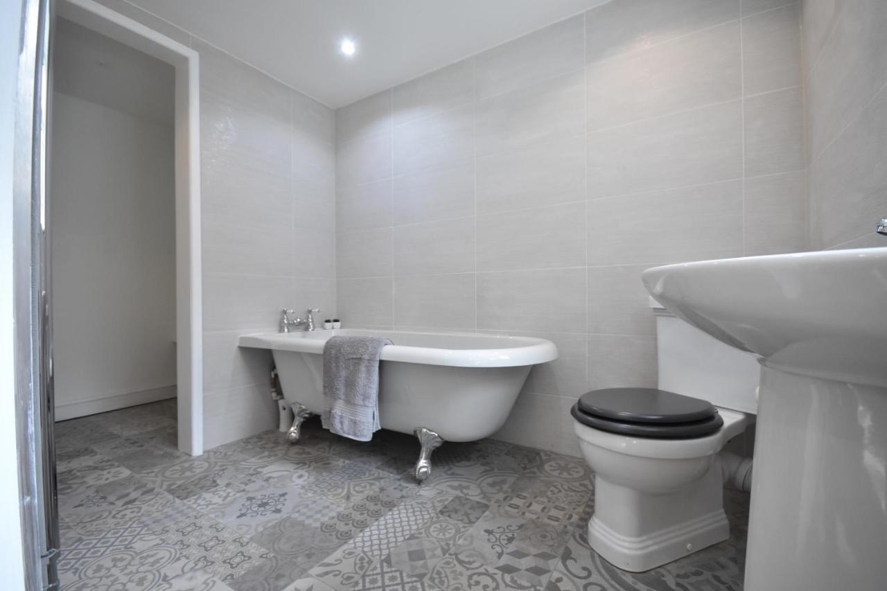 Apartment Modern Near City Centre And The Bay *
