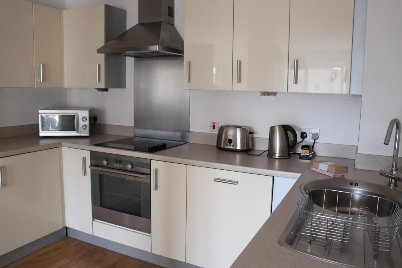 Apartment Quayside By Urban Space Cardiff