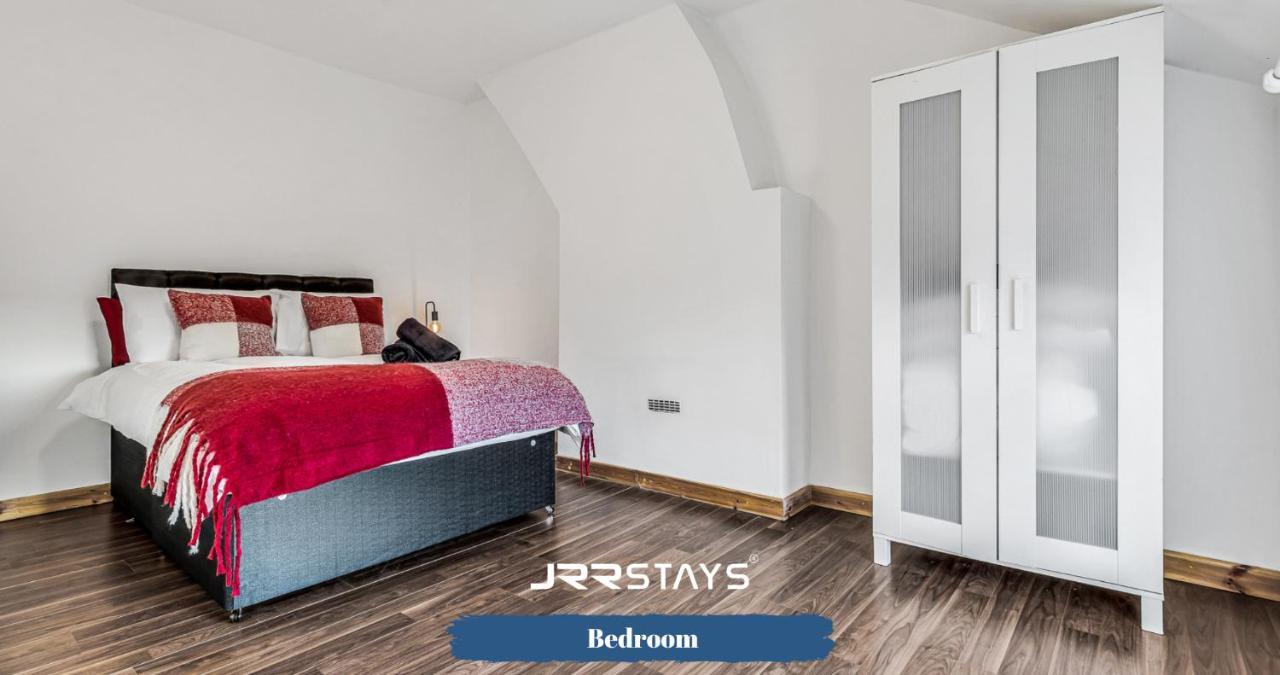 - Quirky 1 Bedroom, Sleeps 3, Wi-fi - Jrr Apartment Cardiff