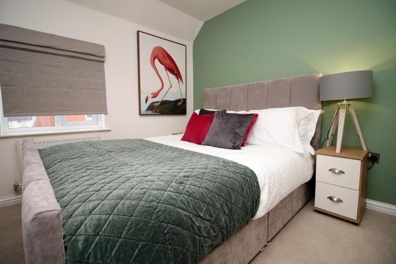 K Suites - City-centre 4 Bed House - 2 Free Parking Holiday home Cardiff