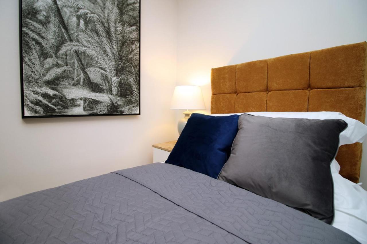 K Suites - City-centre 4 Bed House - 2 Free Parking