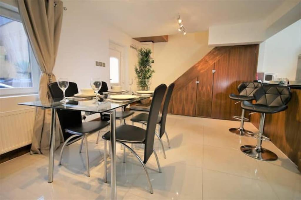 Ty Glas Mews By Promise Apartment