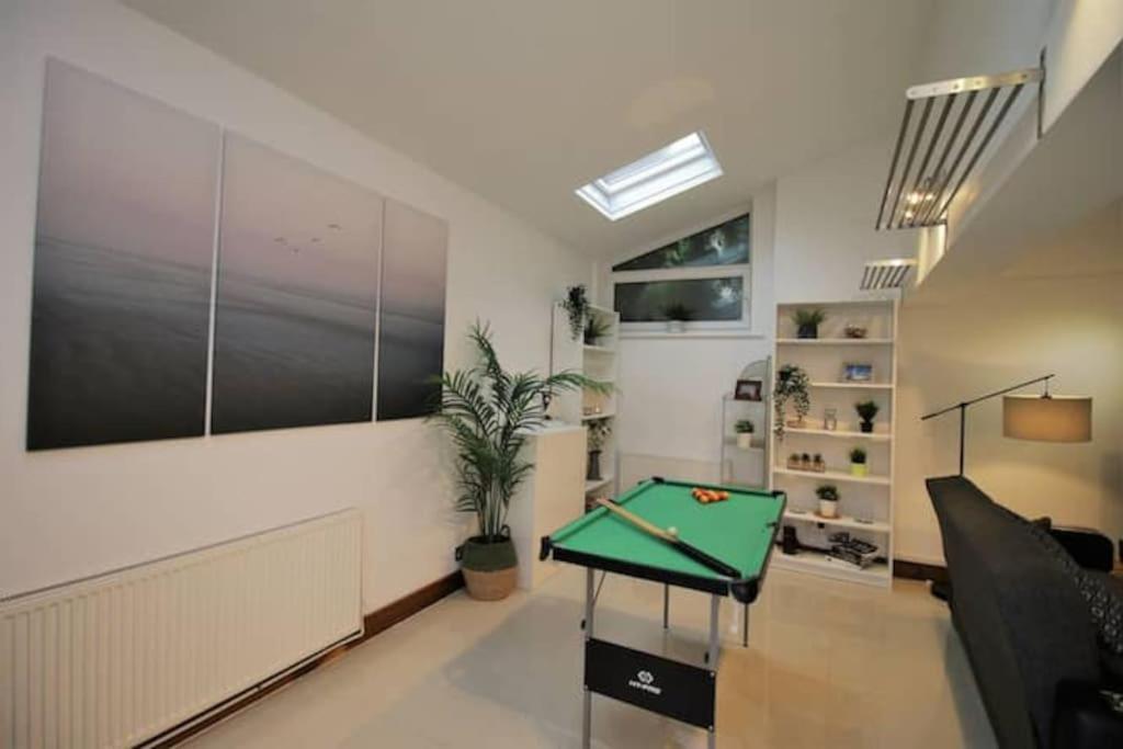 Ty Glas Mews By Promise