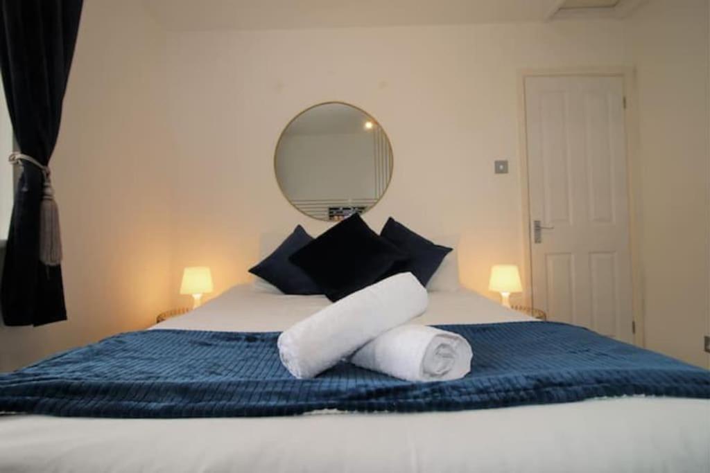 Ty Glas Mews By Promise * Cardiff