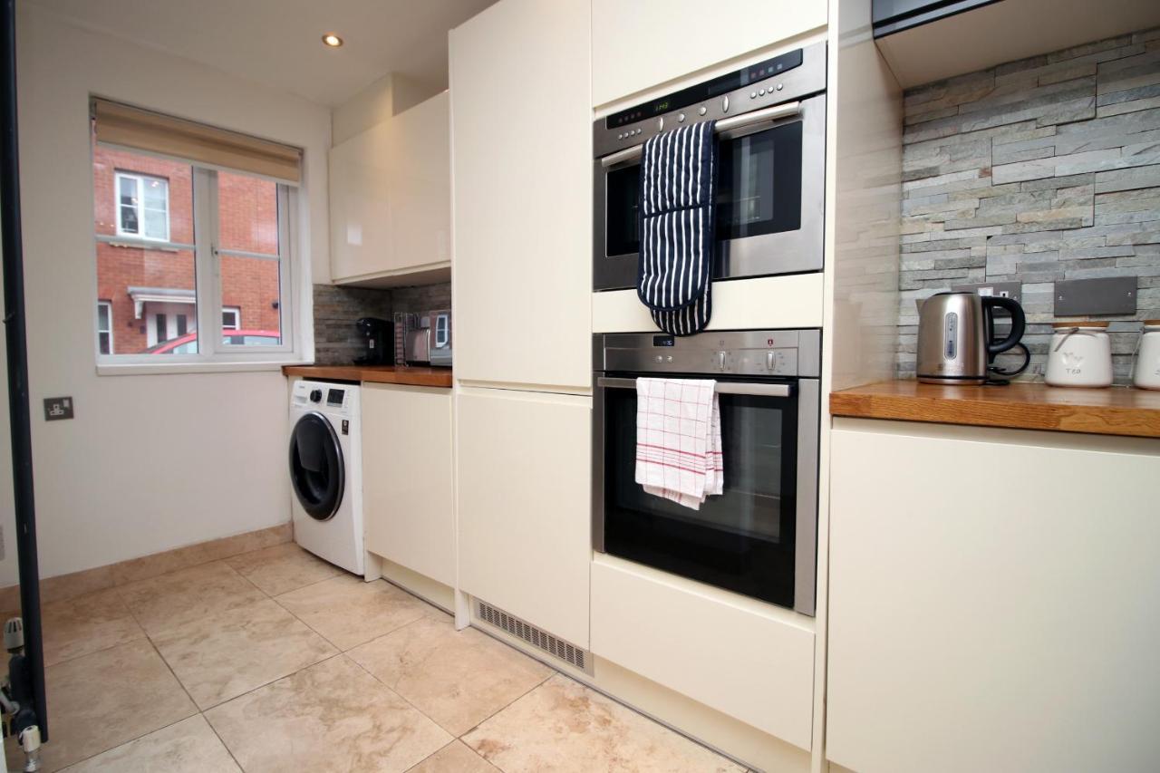 Holiday home K Suites - City-centre 4 Bed House - 2 Free Parking *