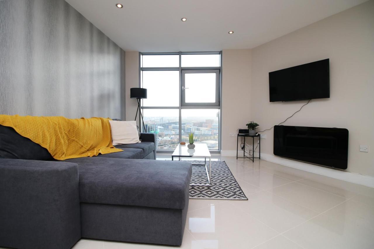 The Skyline - Luxury Centre Flat With Designated Parking Cardiff