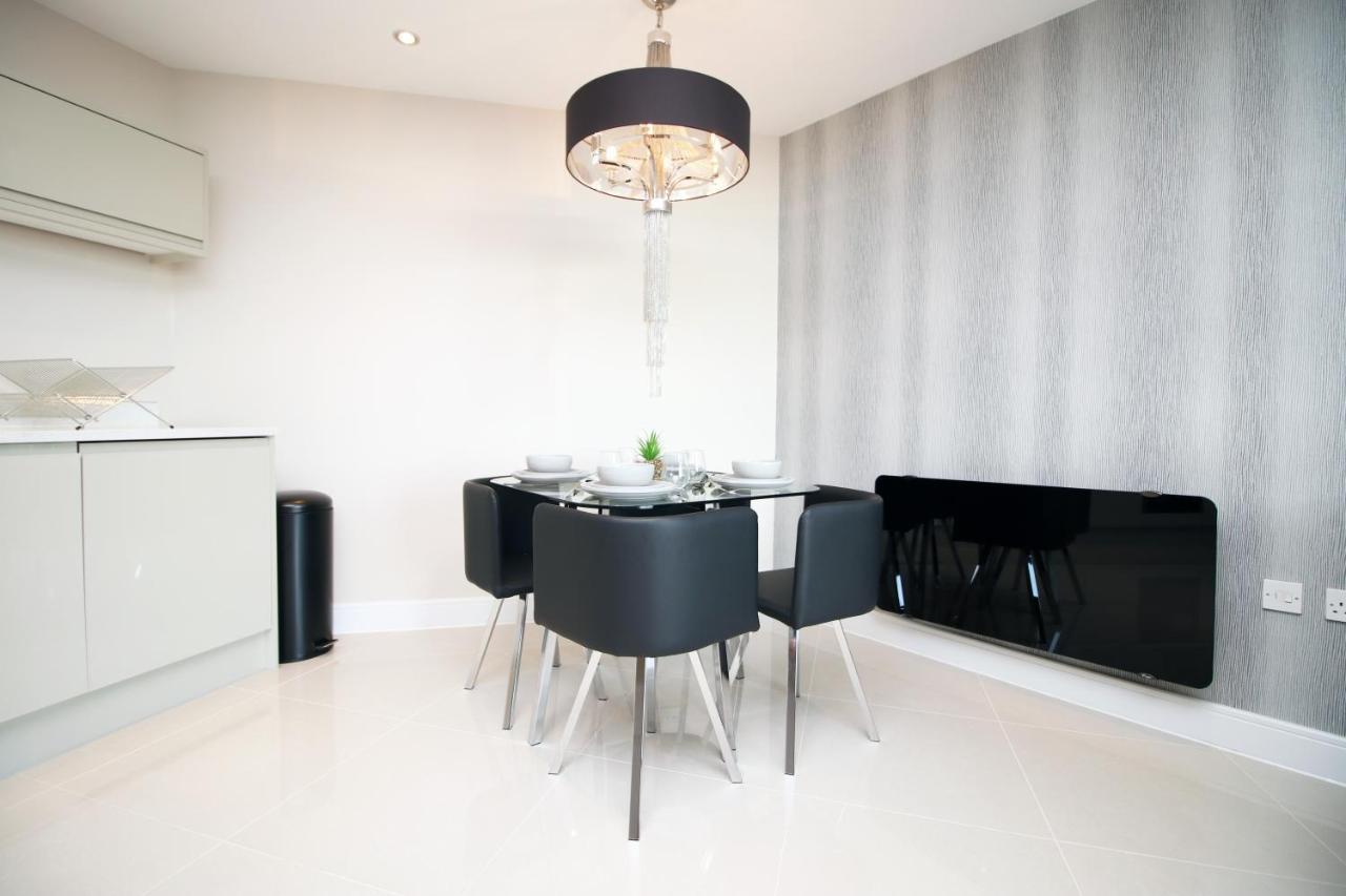 The Skyline - Luxury Centre Flat With Designated Parking Apartment Cardiff