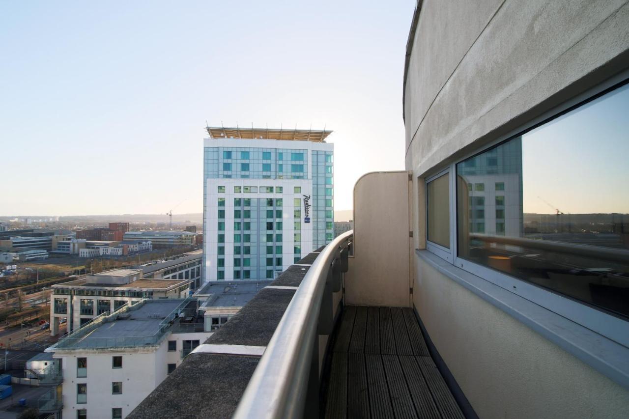 The Skyline - Luxury Centre Flat With Designated Parking Apartment Cardiff