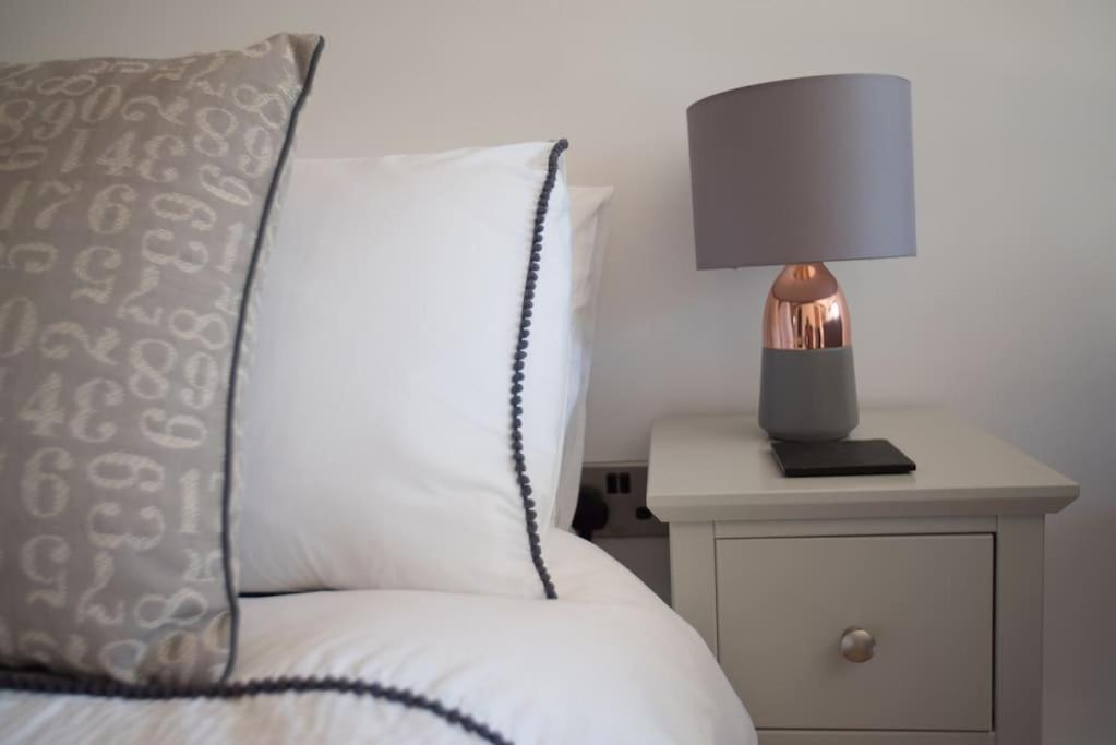 Cwtch, Cozy Studio, Private, Separate Entrance. Apartment *