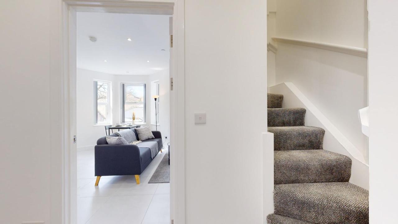 Cozee Apartments, Centre *