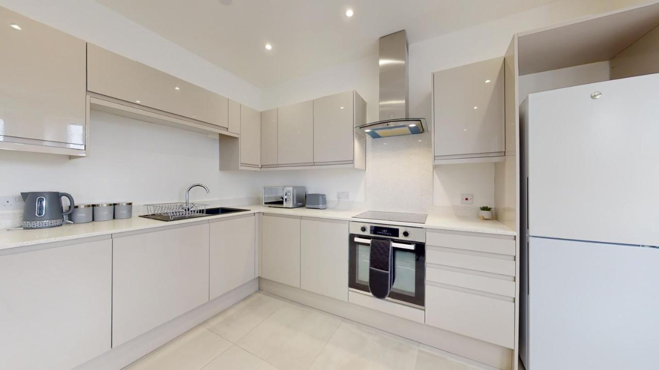 Cozee Apartments, Centre Apartment Cardiff