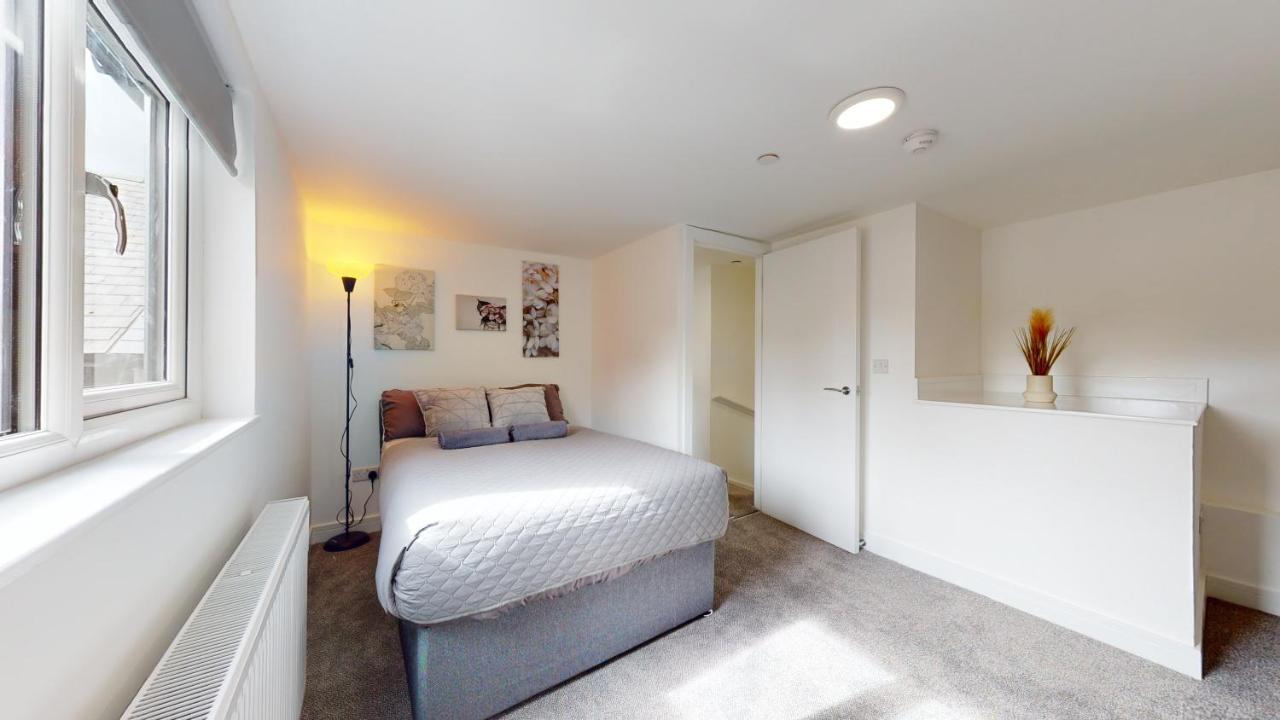 Cozee Apartments, Centre