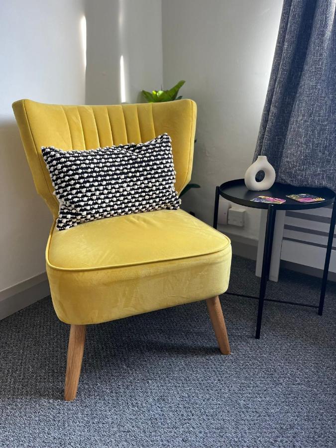 Apartment 2 Bed - Sleeps Five! *