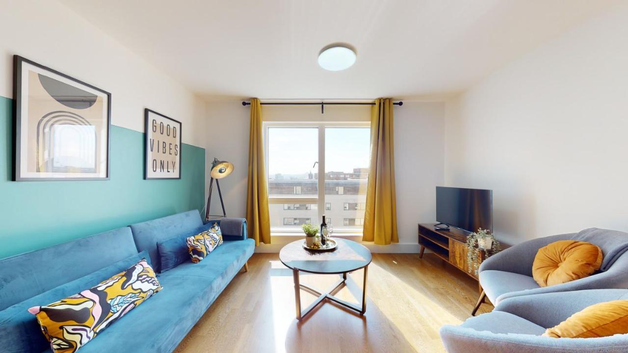 Water View Apartment- 2 Bed - Bay - Free Parking!! Apartment