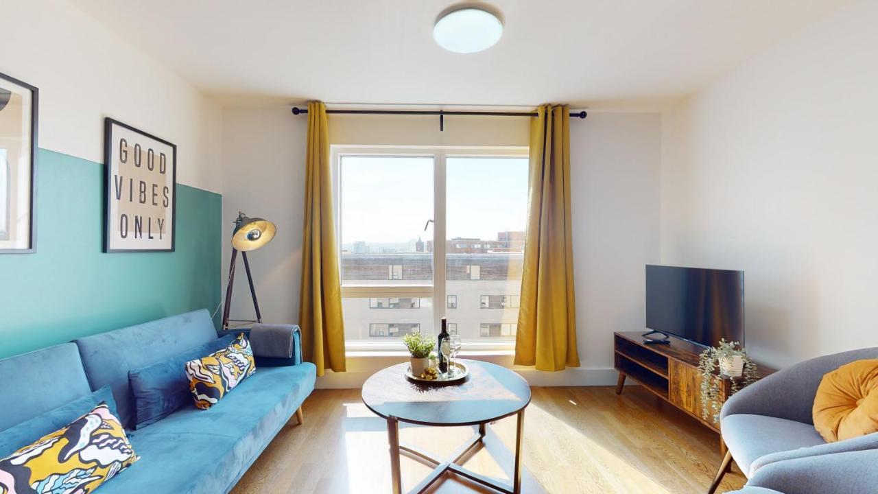 Water View Apartment- 2 Bed - Bay - Free Parking!! Apartment Cardiff