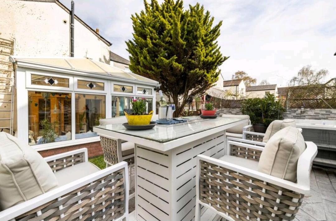 The Mews - Less Than 1km To Centre - Stadium - Castle - 10 Min Walk Cardiff