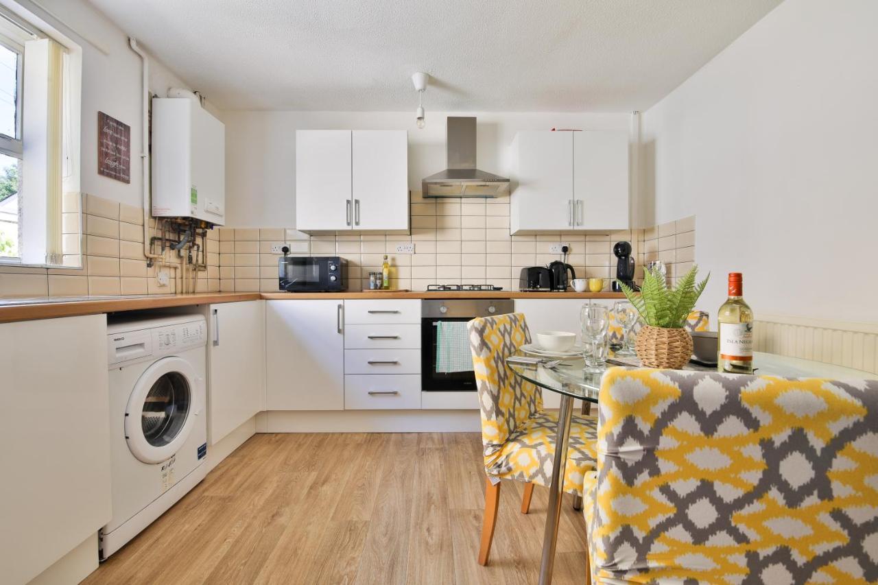Apartment Stayright 2 Bed Flat- 10 Mins Walk To Castle & Centre