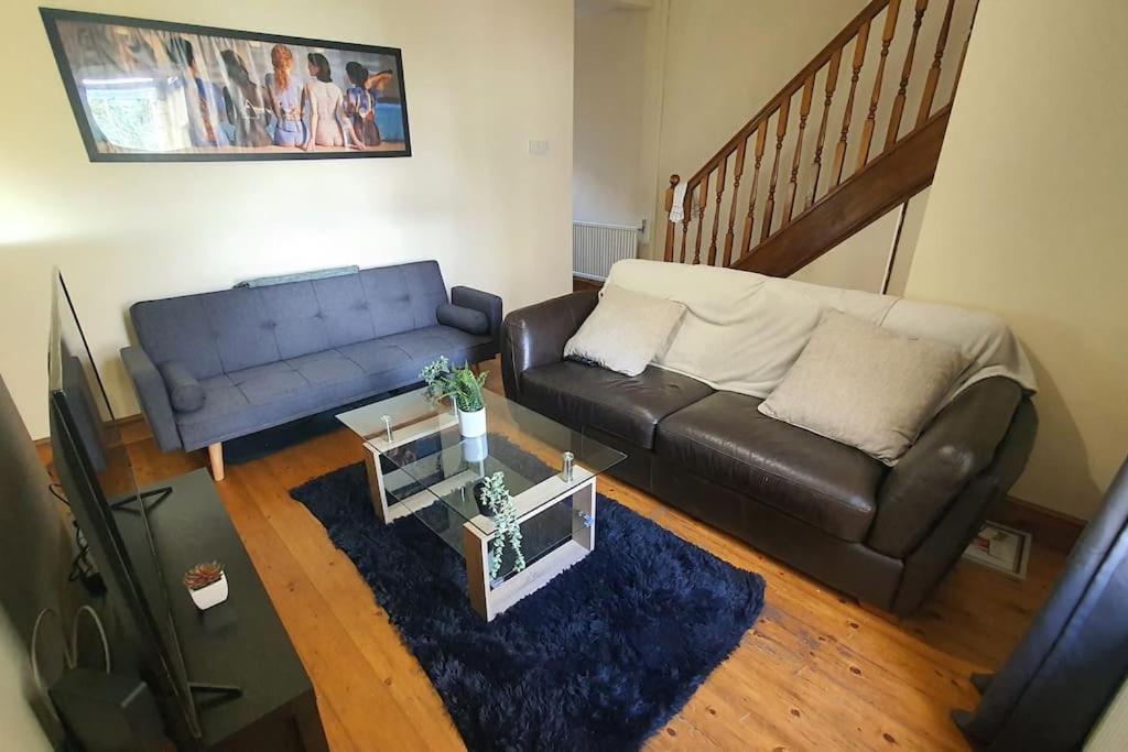 Free Netflix, Large House, Great Price *