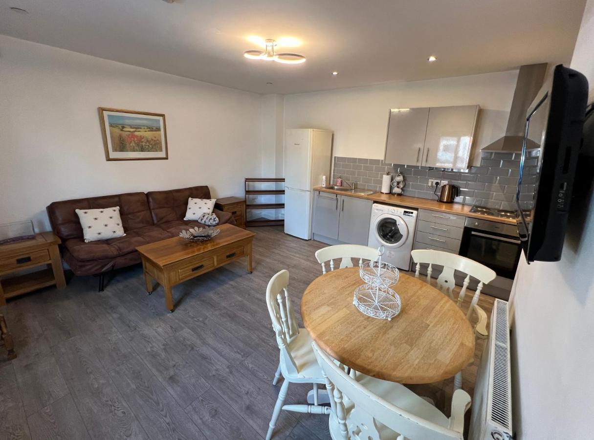 Apartment A Spacious Flat *