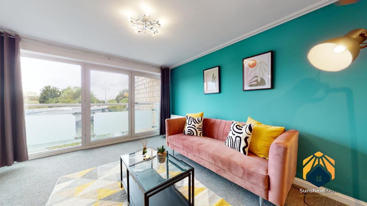 Apartment Stunning City Apartment! Sleeps 8 *