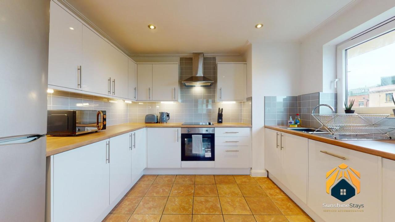 Stunning City Apartment! Sleeps 8 * Cardiff