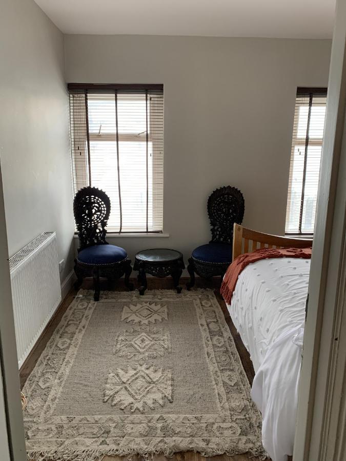 Adanhouse-stockland Spacious 5 Bedroom House Sleeps 12 Private Garden * Cardiff
