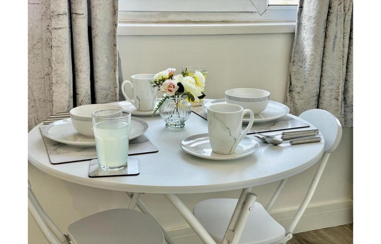 City Centre Apartment- Penarth Road Apartment *