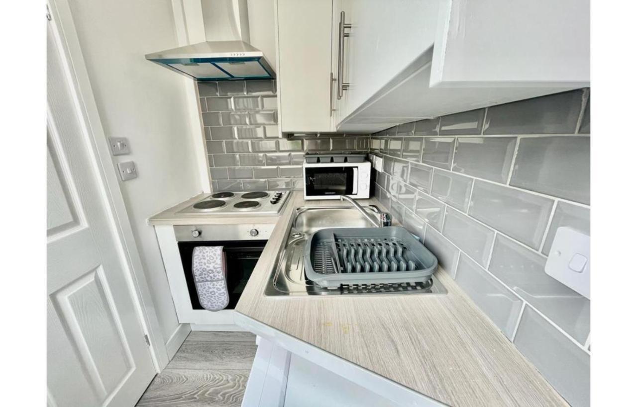City Centre Apartment- Penarth Road Apartment Cardiff