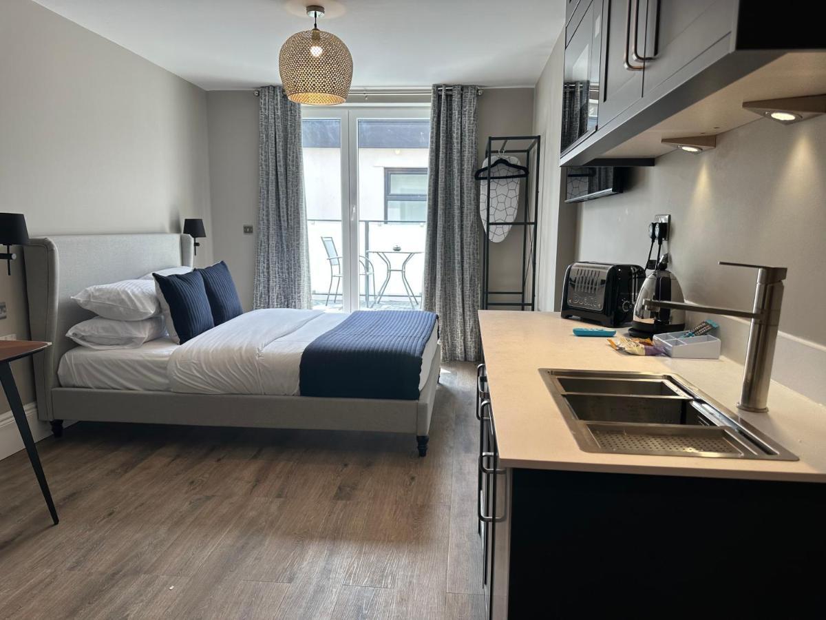 Hotel Central Studios Cardiff