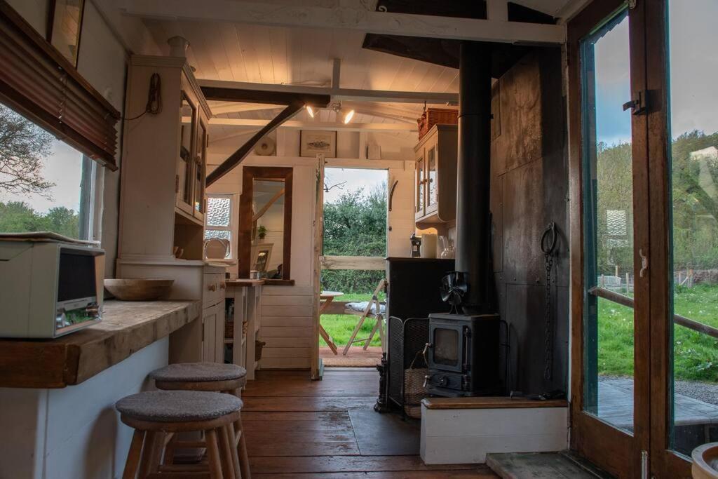 Shepherds Hut In Enclosed Field * Cardiff