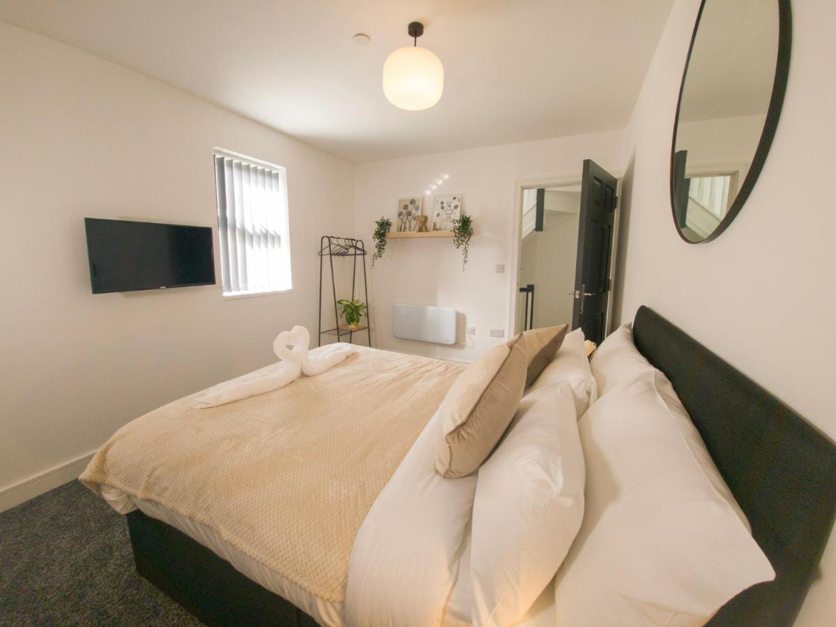 Principality - Two Bed By Promise