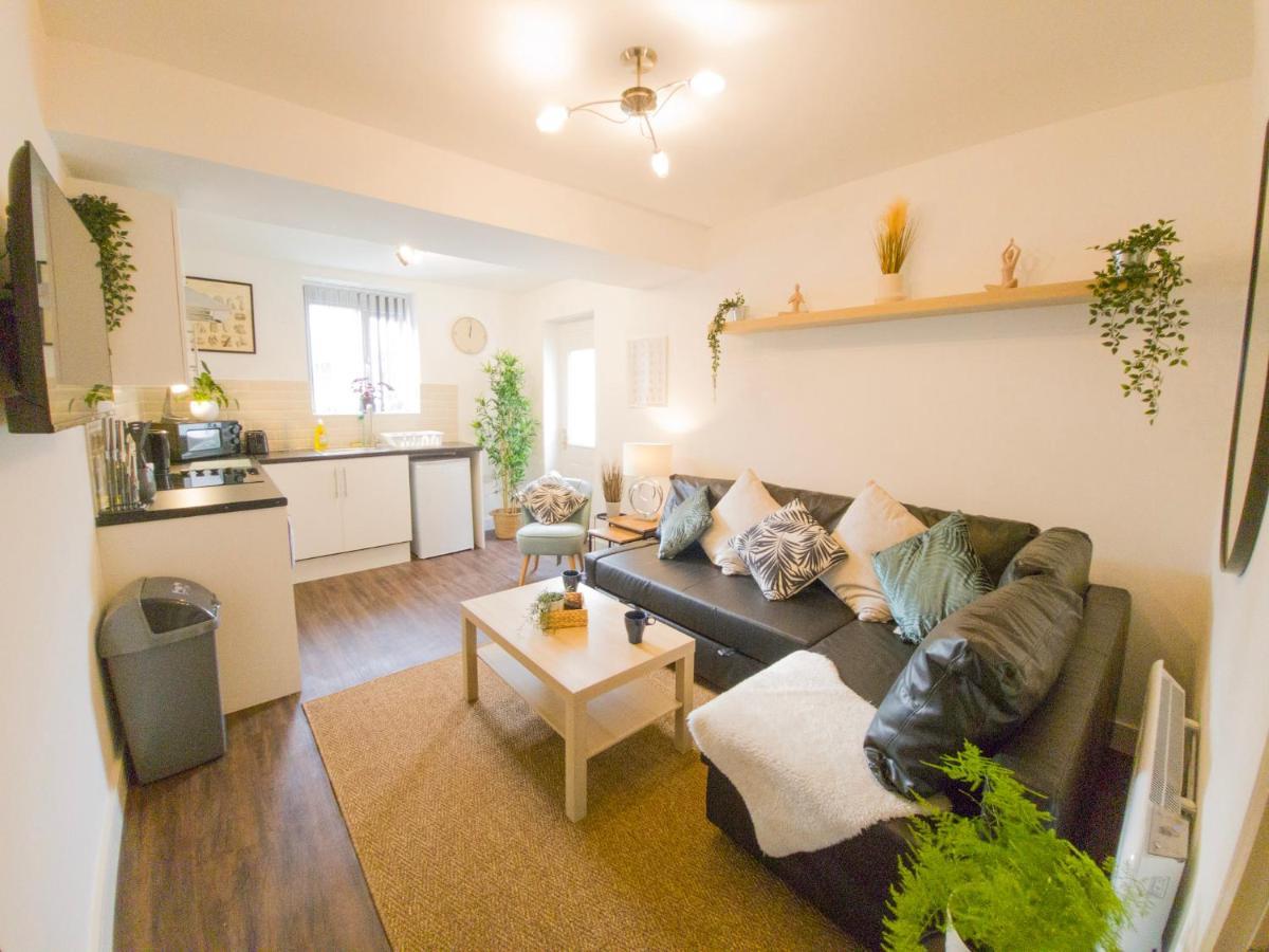Principality - Two Bed By Promise