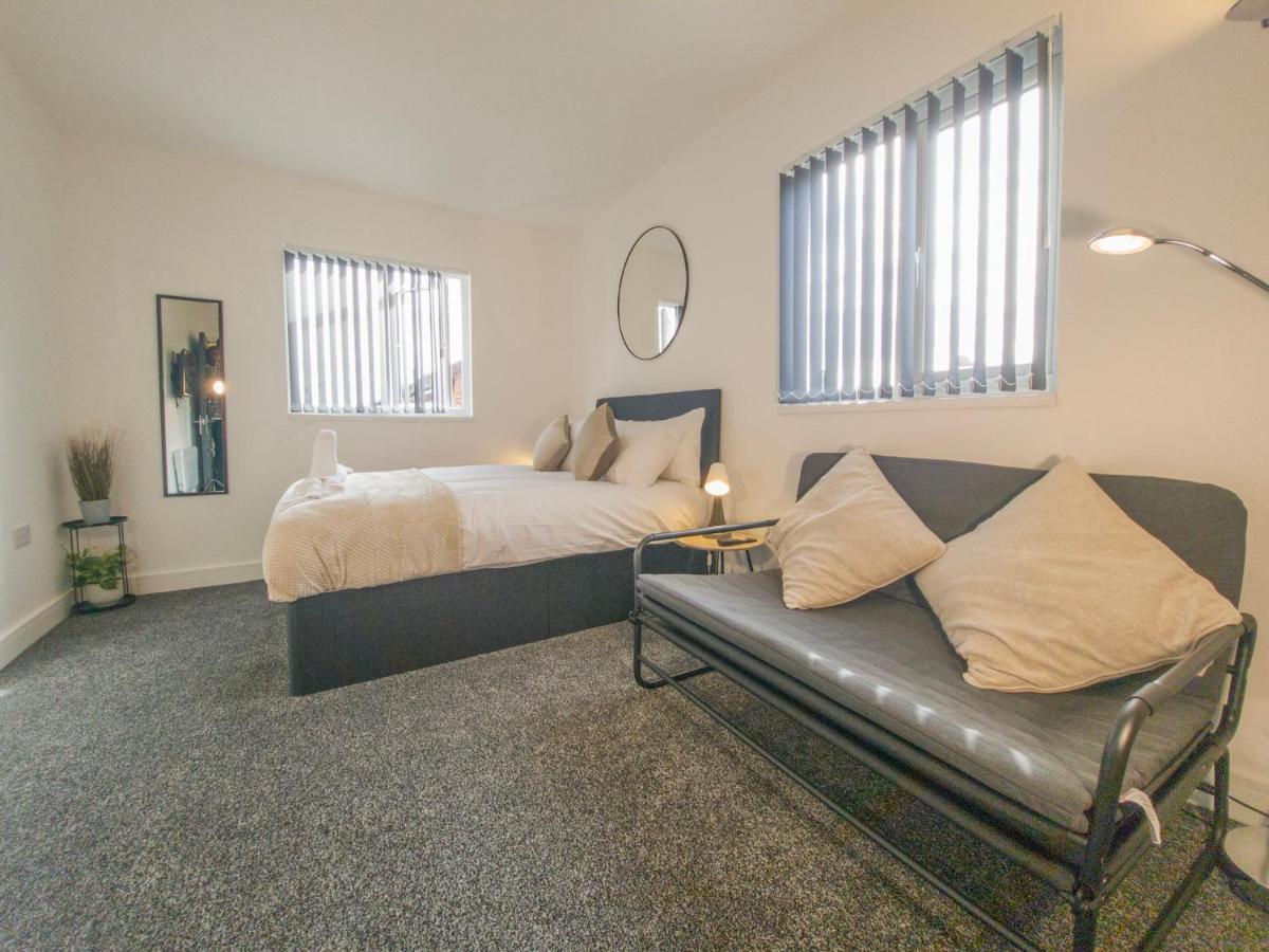 Principality - Two Bed By Promise *