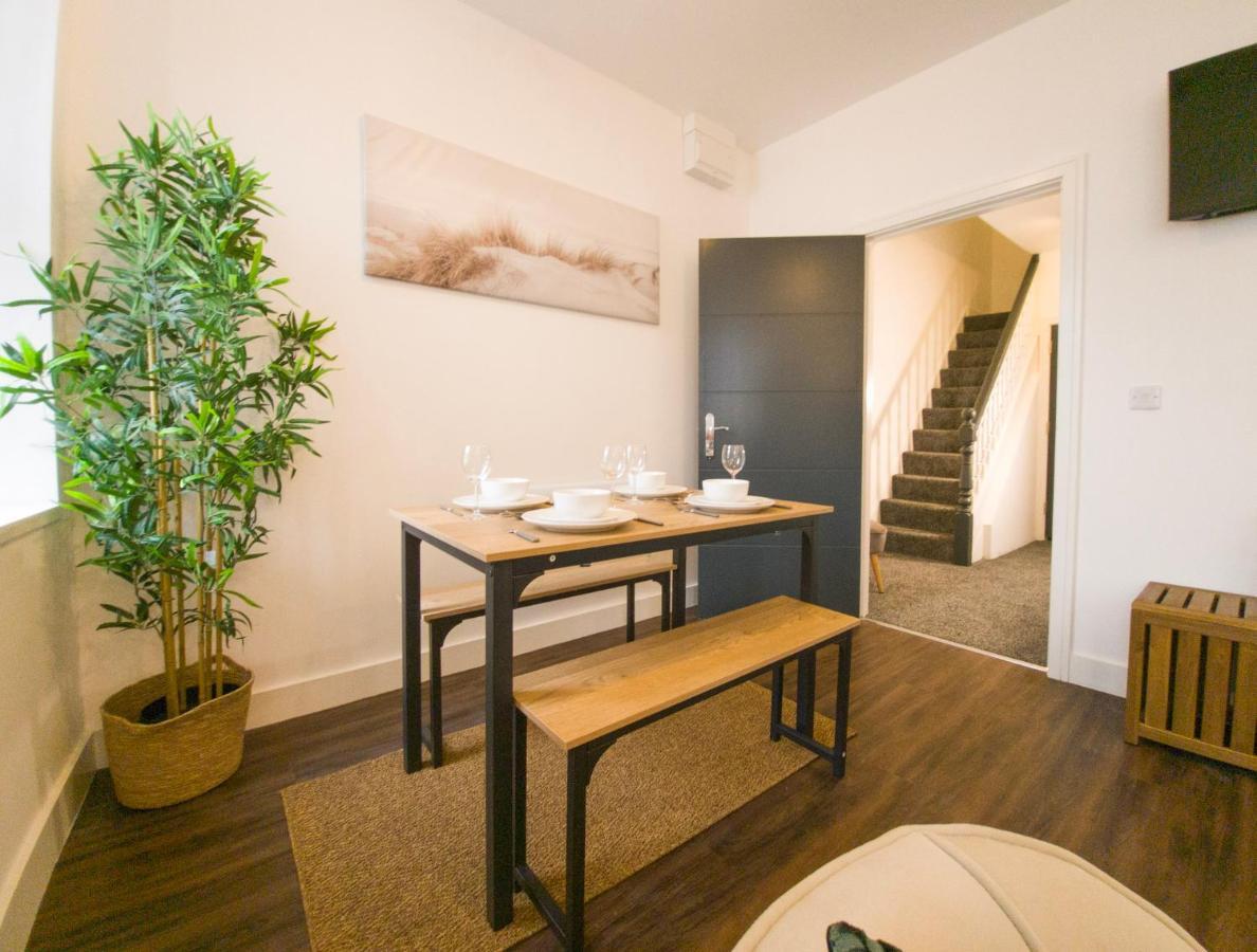 Apartment Principality Suites; Three Bed By Promise Cardiff