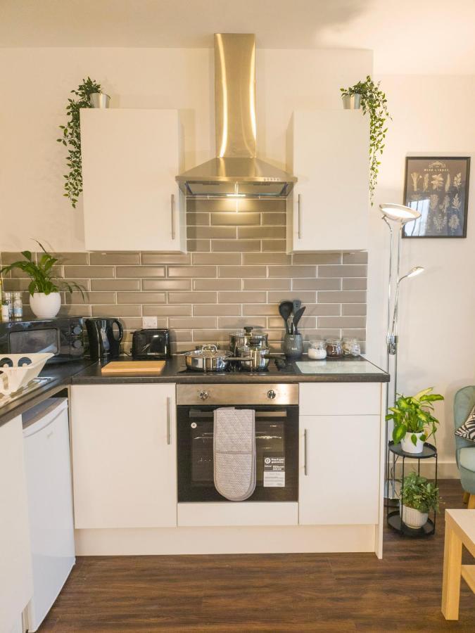 Principality Suites; Three Bed By Promise Cardiff