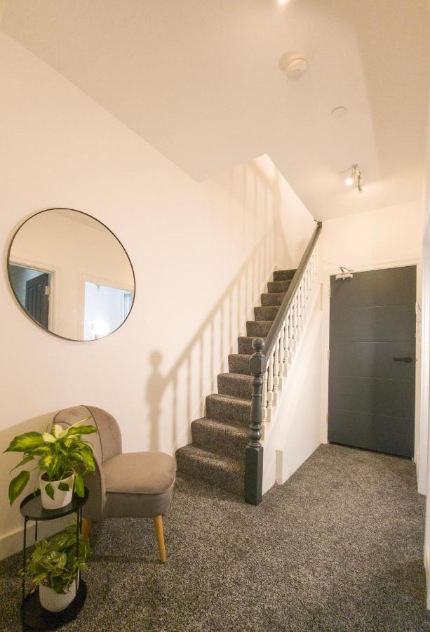 Principality Suites; Three Bed By Promise Cardiff