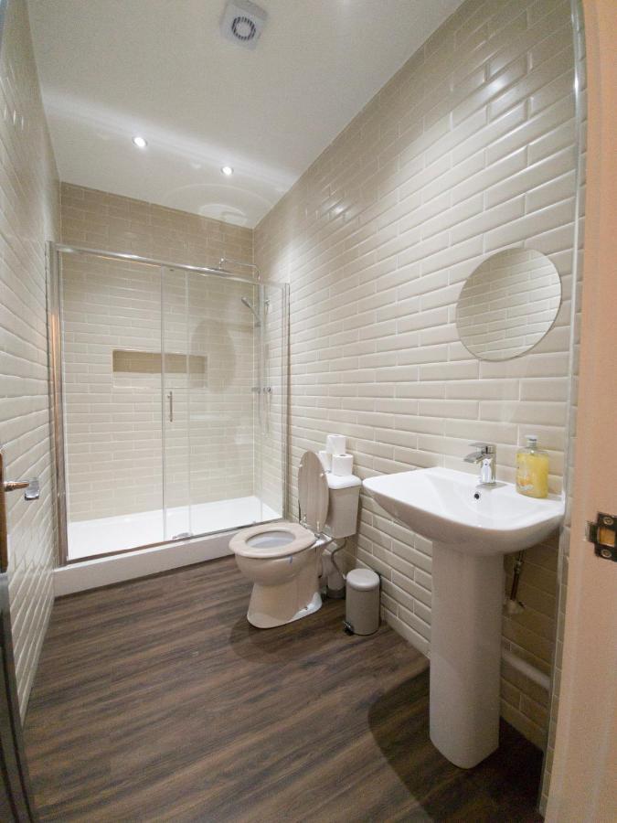 Principality Suites; Three Bed By Promise *