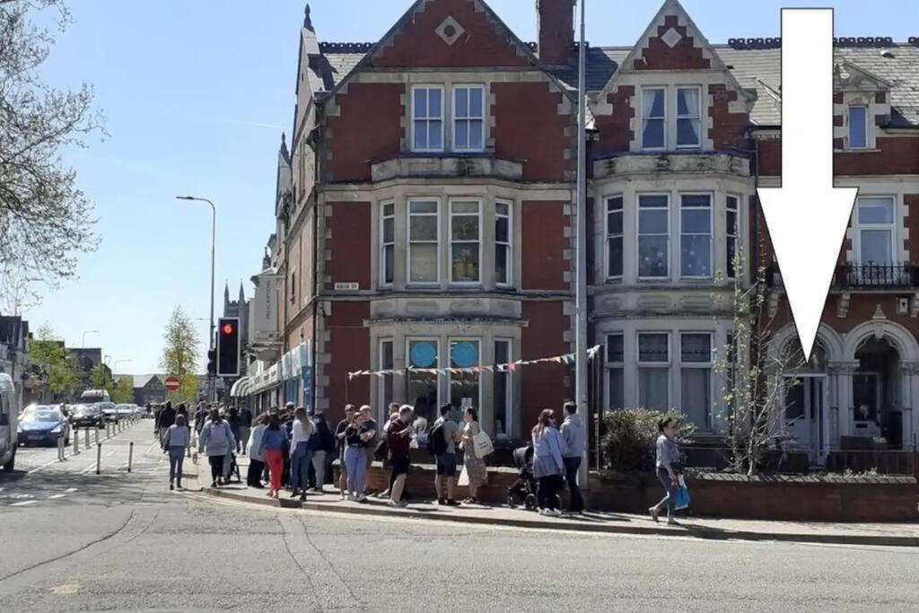 Apartment Big Value Bedsit By Promise *