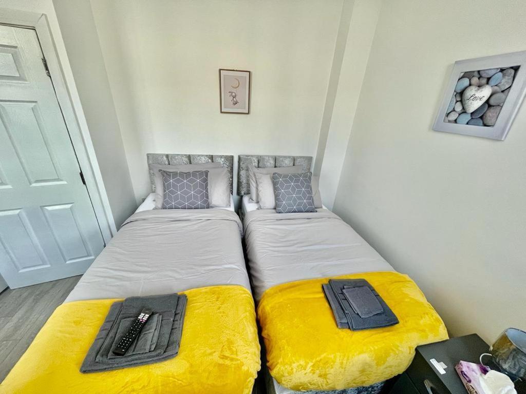 City Centre Apartment- Penarth Road * Cardiff