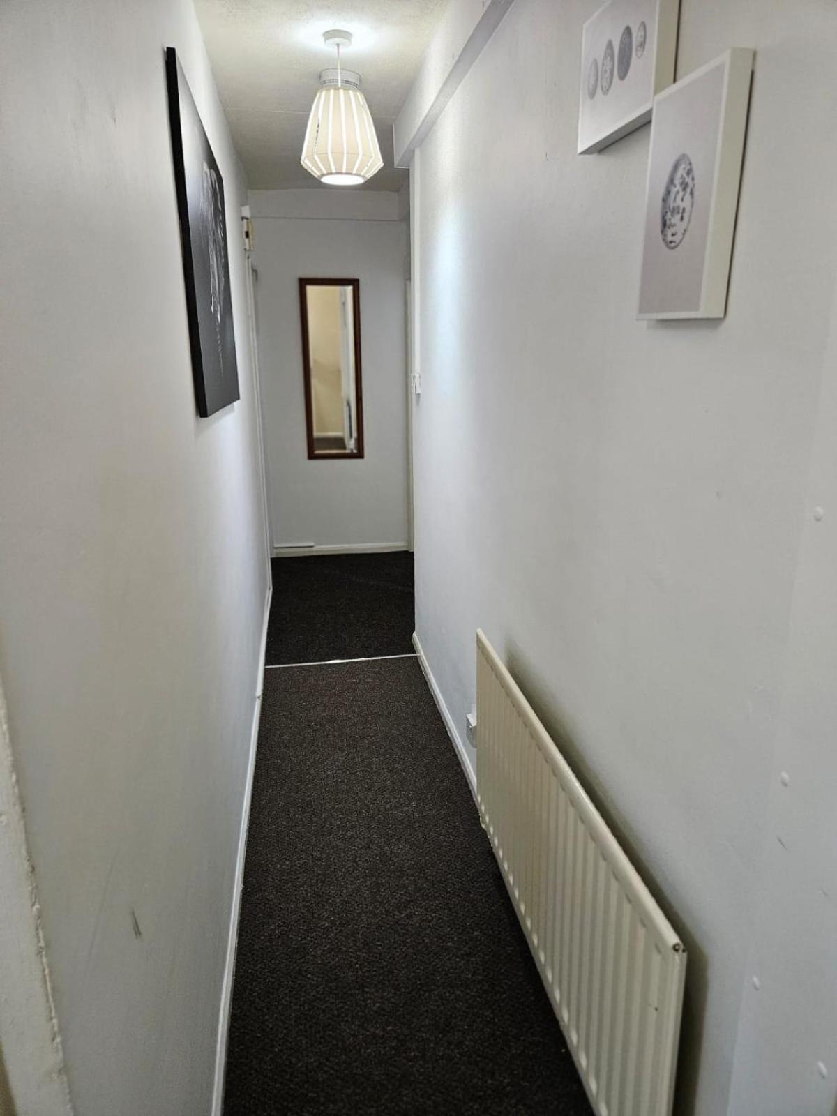 Nariken Apartments,