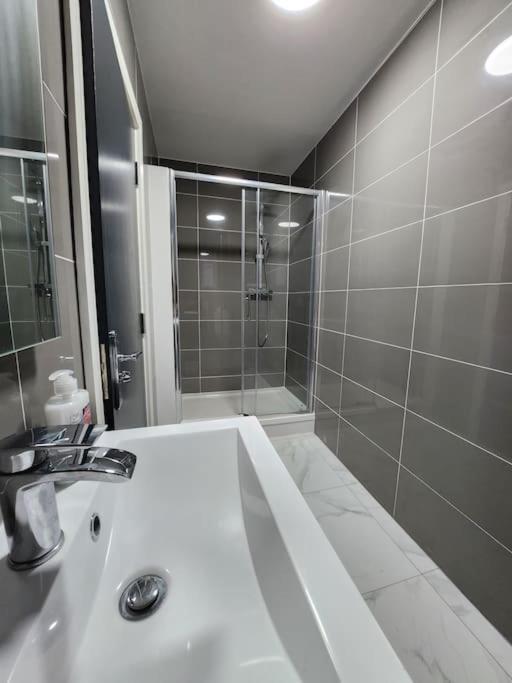 Apartment Flat 5 - 10 Min To Centre By Promise *