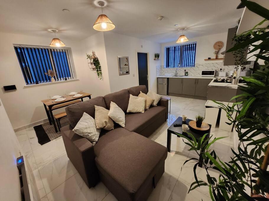 Apartment Flat 5 - 10 Min To Centre By Promise