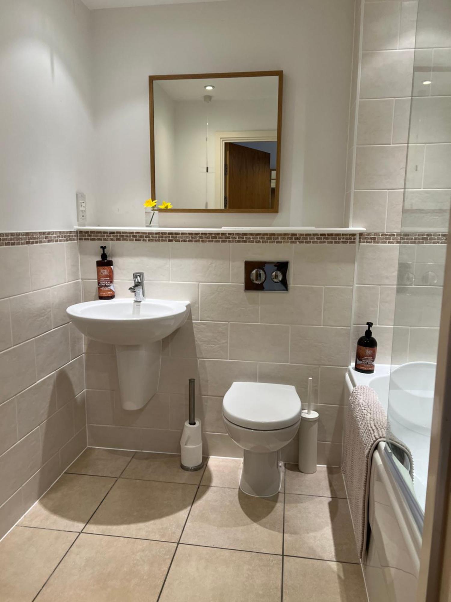Cosy Bay 5 Mins To Centre Apartment