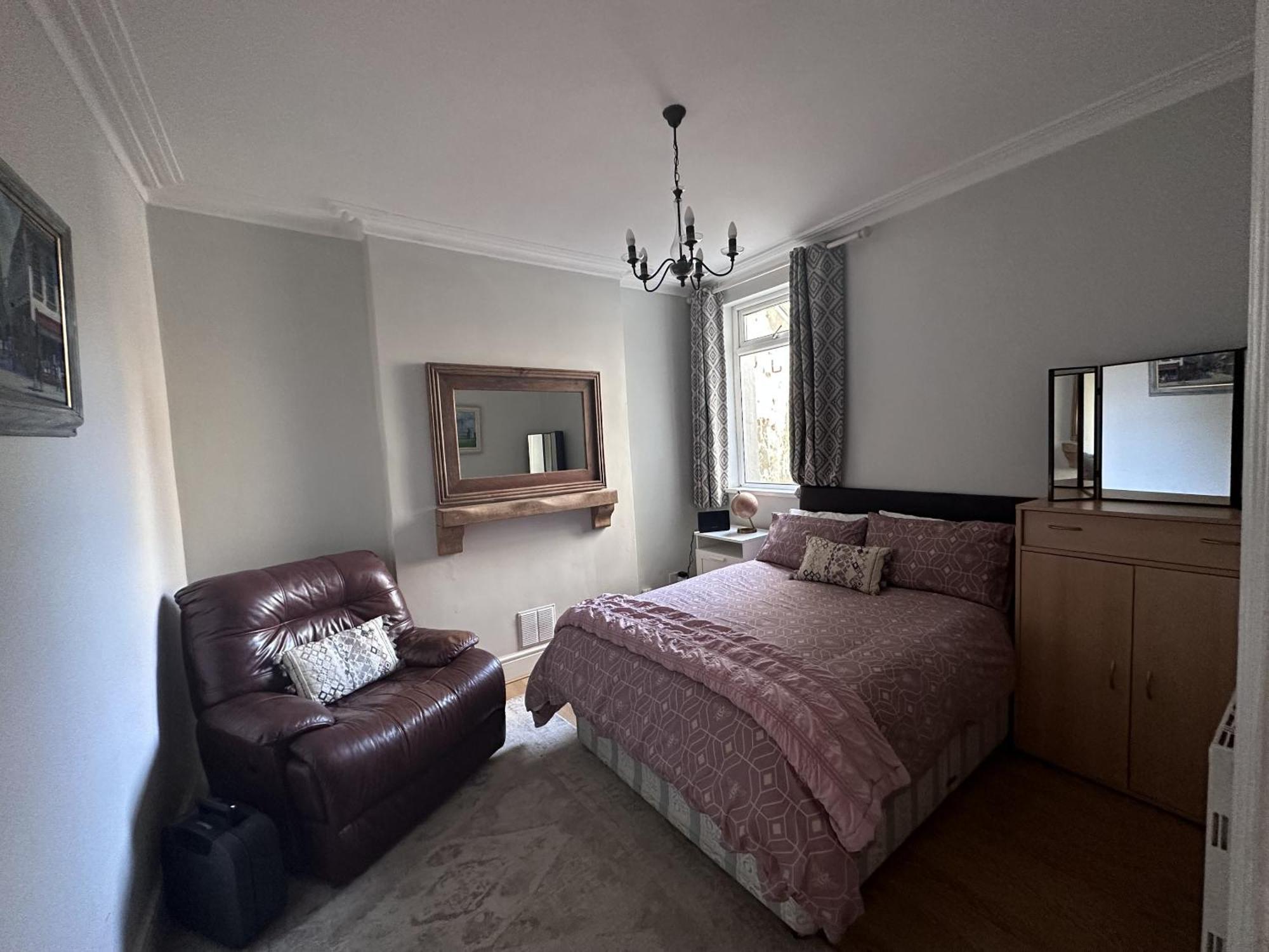Holiday home Adanhouse-stockland Spacious 5 Bedroom House Sleeps 12 Private Garden