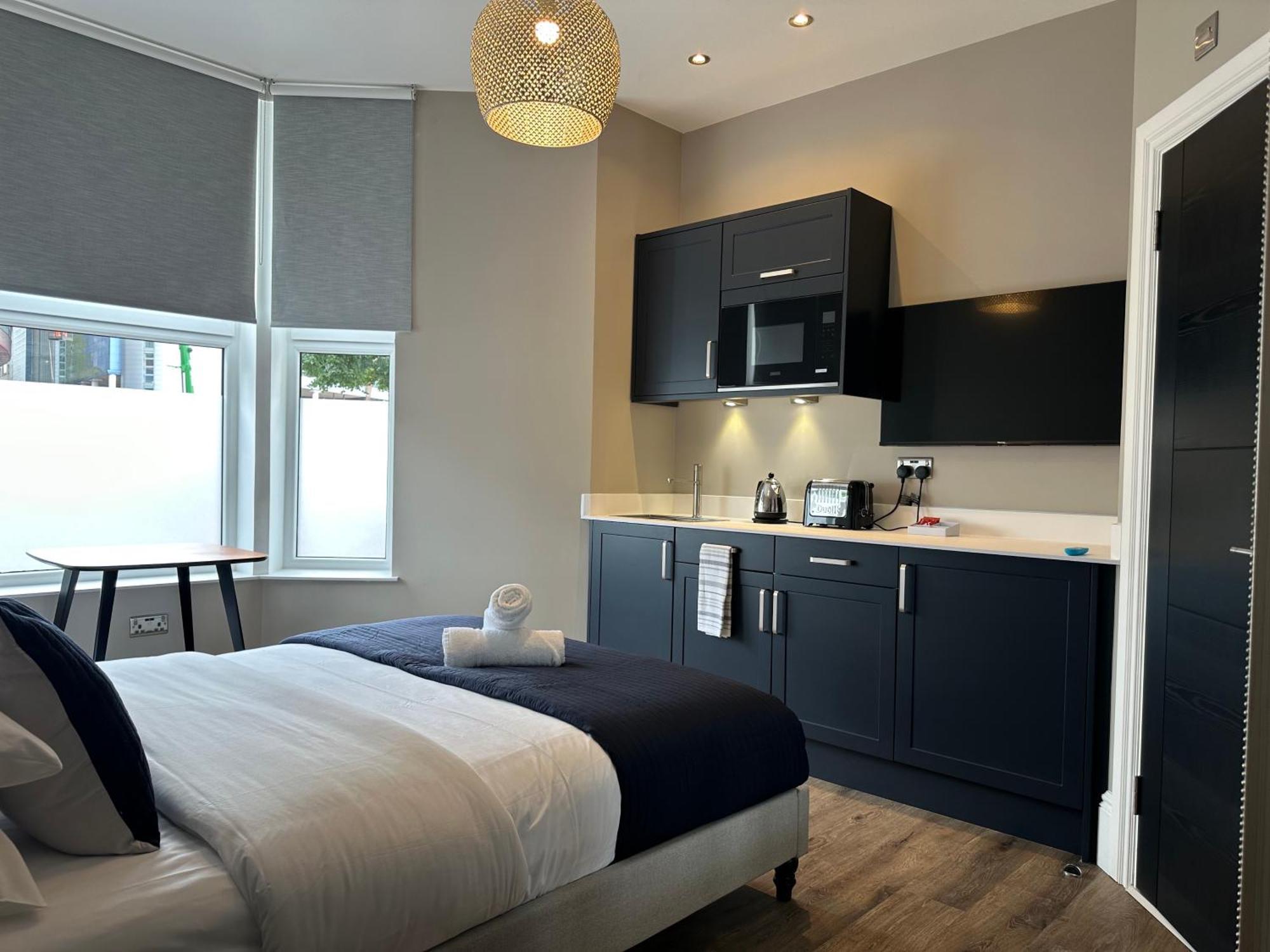 Central Studios Hotel *